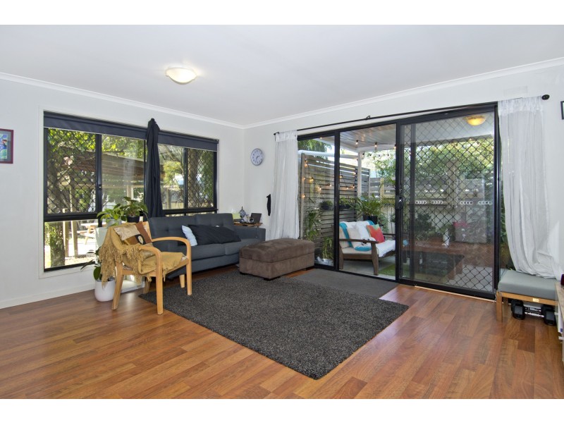 4/62-64 River Hills Road, Eagleby QLD 4207