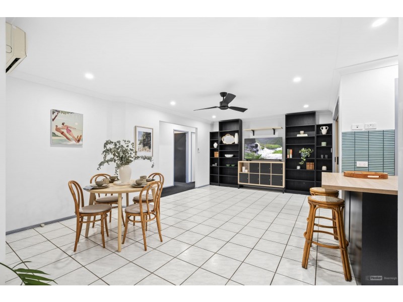 16 Riley Court, Windaroo QLD 4207