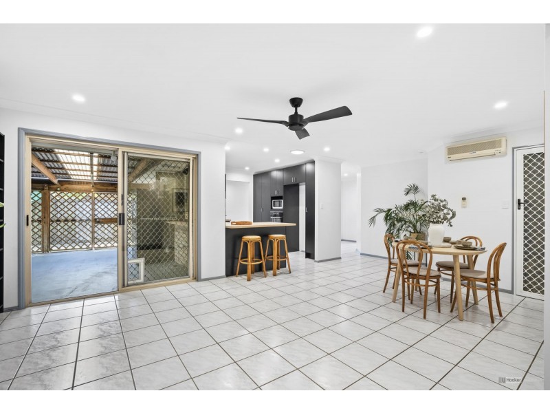 16 Riley Court, Windaroo QLD 4207