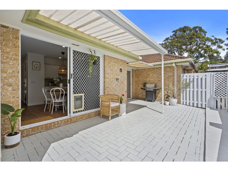 2/41J Murtha Drive, Elanora QLD 4221