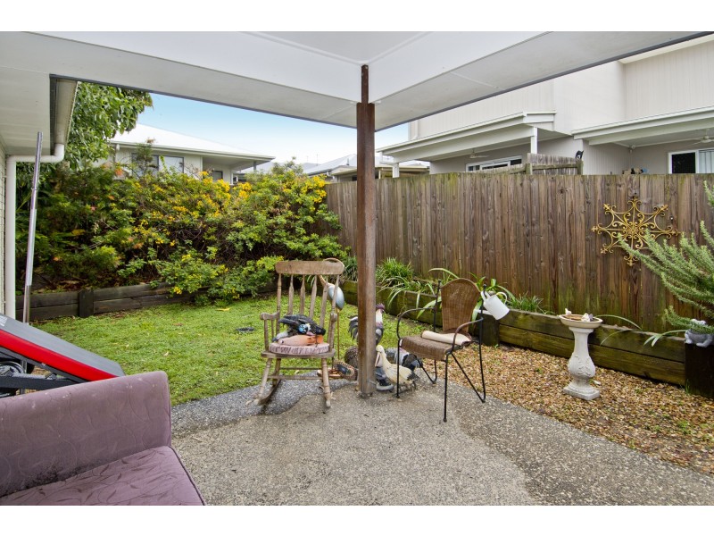 2/11 Spruce Street, Loganlea QLD 4131