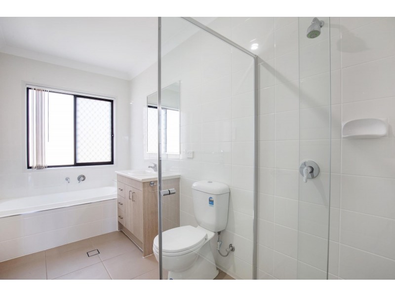 1 Maroochy Crescent, Beenleigh QLD 4207