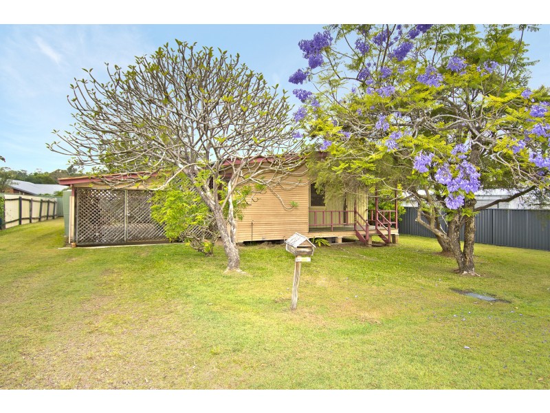 11 Pine Avenue, Beenleigh QLD 4207