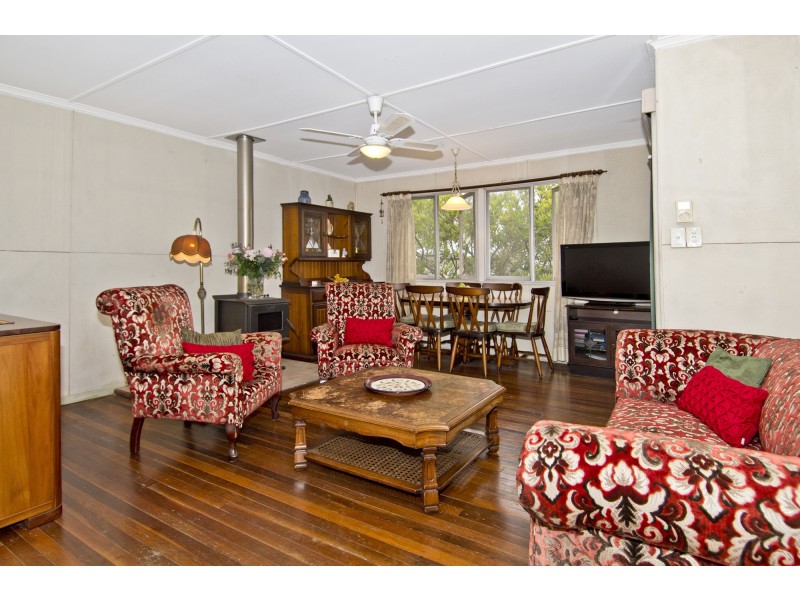 11 Pine Avenue, Beenleigh QLD 4207