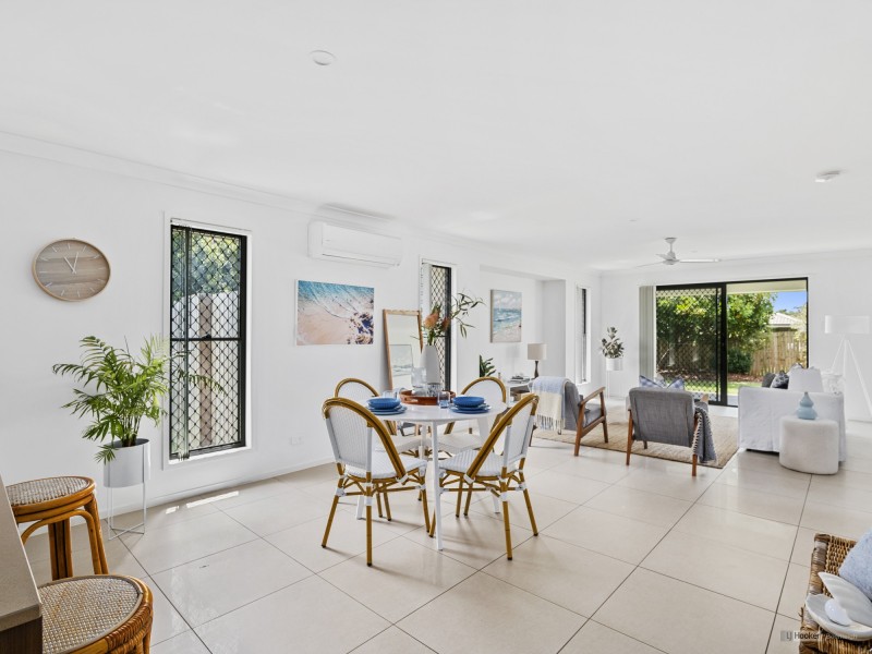 18 Beverley Court, Redland Bay QLD 4165