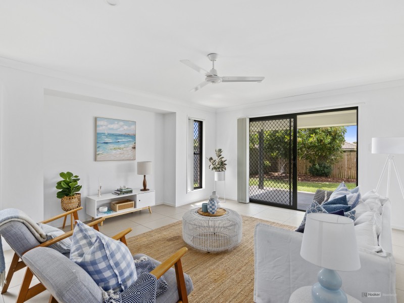 18 Beverley Court, Redland Bay QLD 4165