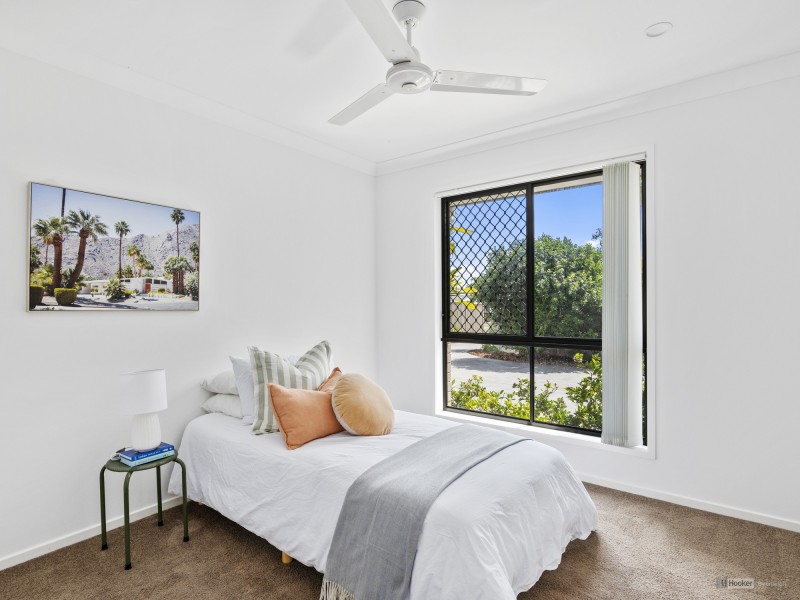 18 Beverley Court, Redland Bay QLD 4165