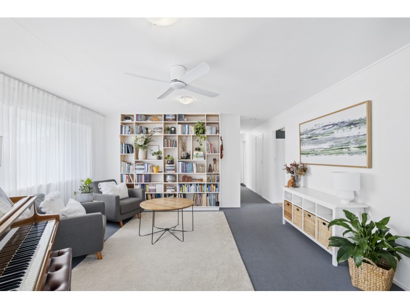 65 River Hills Road, Eagleby QLD 4207