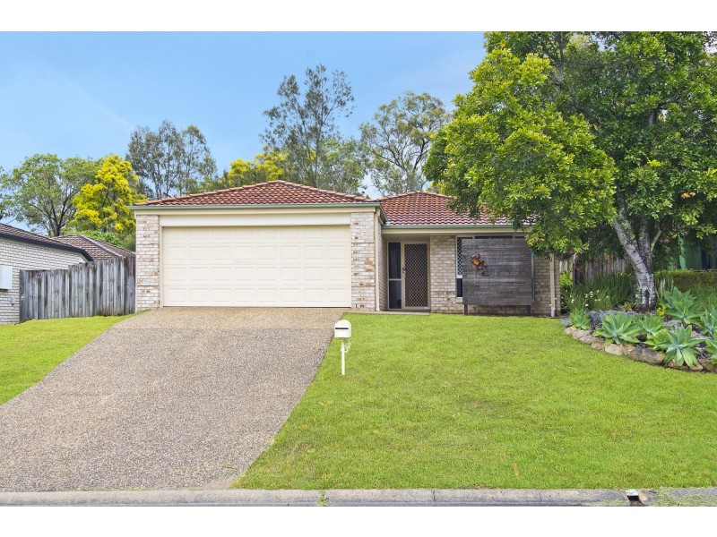 14 Mountain View Crescent, Mount Warren Park QLD 4207