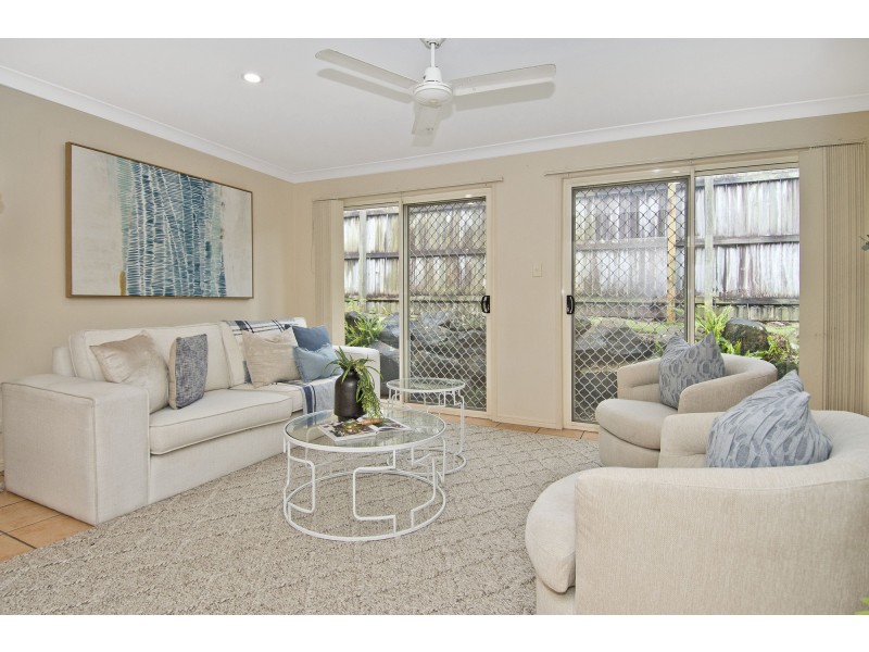 14 Mountain View Crescent, Mount Warren Park QLD 4207