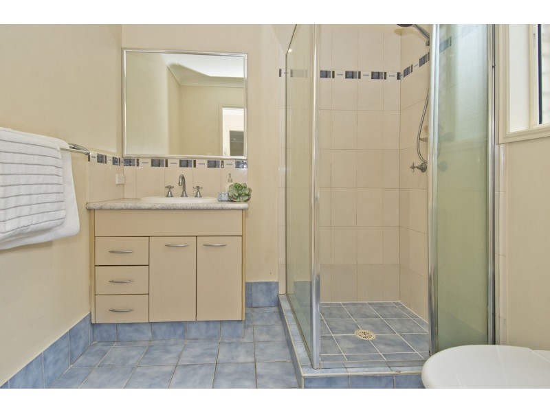 14 Mountain View Crescent, Mount Warren Park QLD 4207