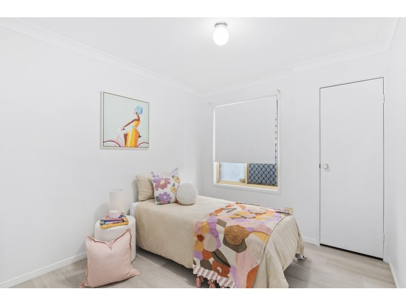 4 Paddington Lane, Eagleby QLD 4207