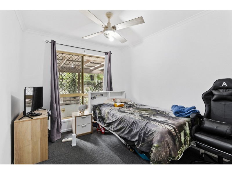 221 Fryar Road, Eagleby QLD 4207