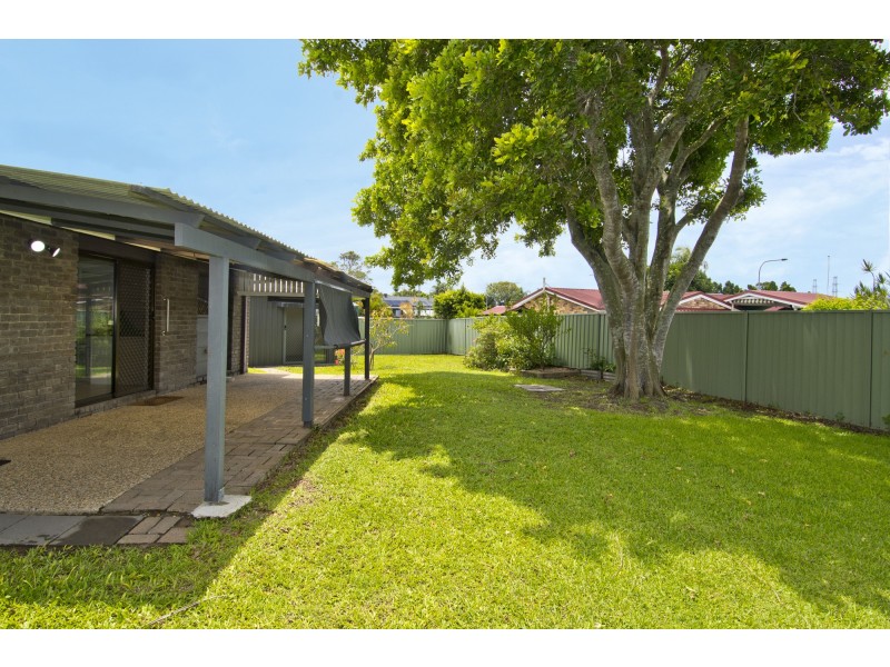 64 Harding Boulevard, Mount Warren Park QLD 4207