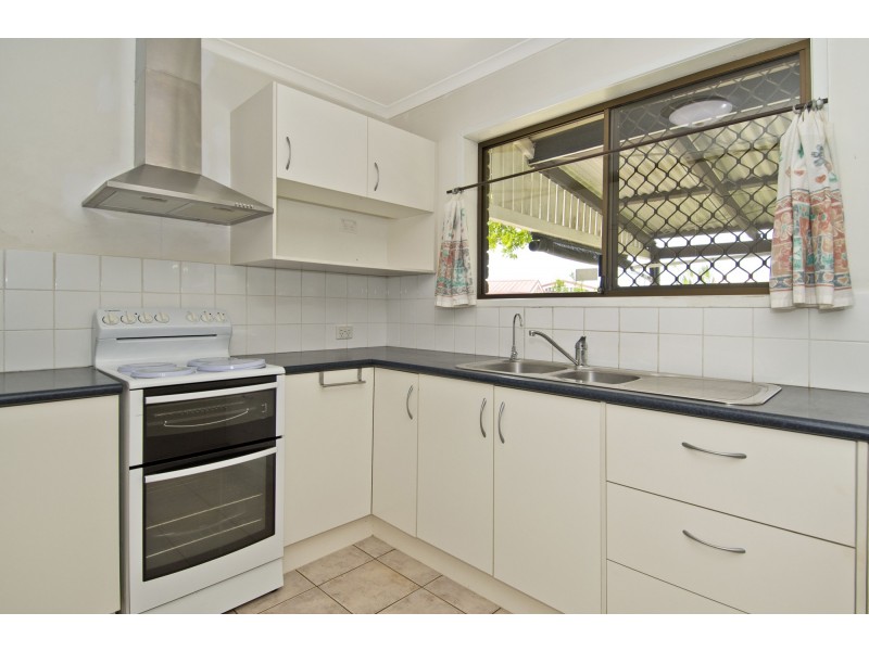 64 Harding Boulevard, Mount Warren Park QLD 4207