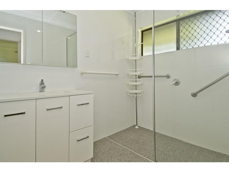 64 Harding Boulevard, Mount Warren Park QLD 4207