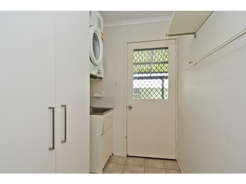 64 Harding Boulevard, Mount Warren Park QLD 4207