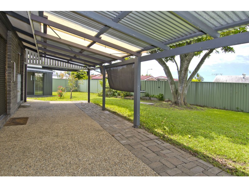 64 Harding Boulevard, Mount Warren Park QLD 4207