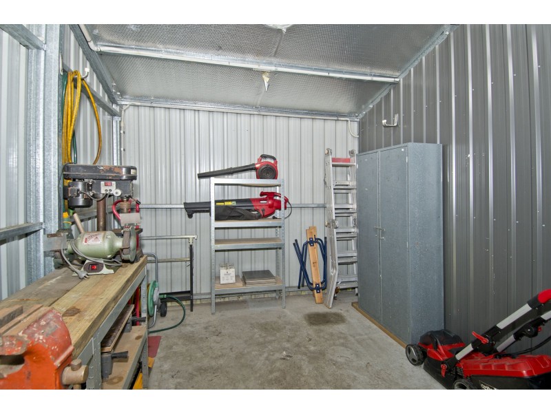 64 Harding Boulevard, Mount Warren Park QLD 4207