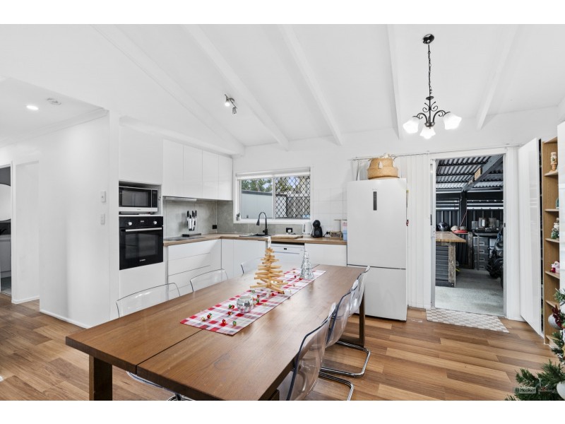 3 Geelong Court, Eagleby QLD 4207