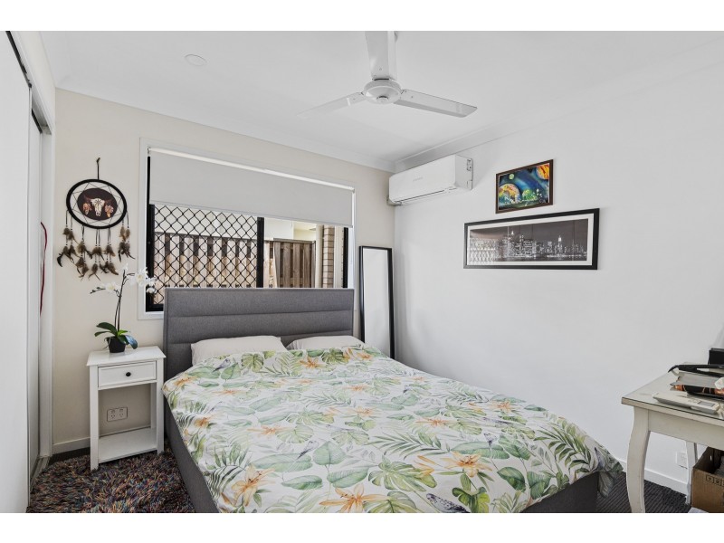 6 Molly Court, Eagleby QLD 4207