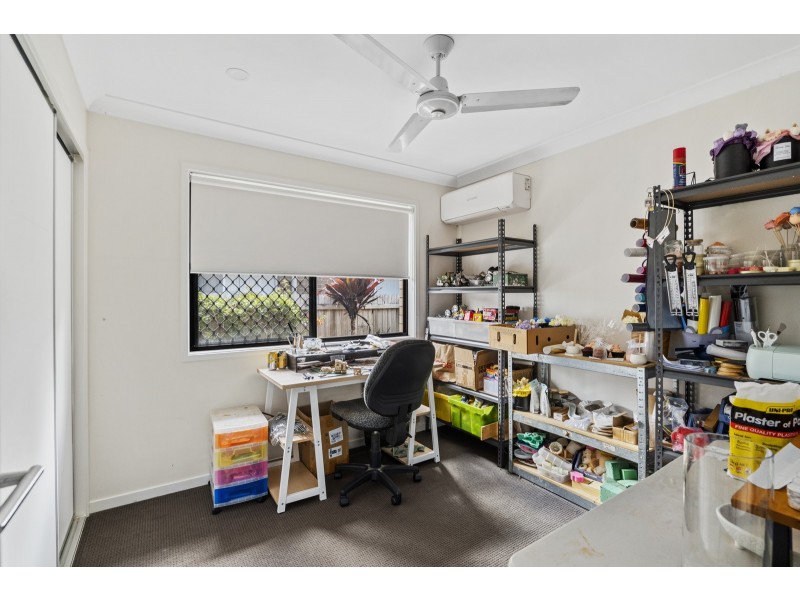 6 Molly Court, Eagleby QLD 4207