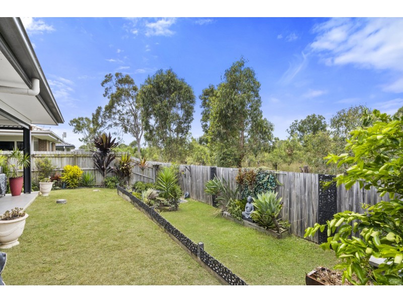6 Molly Court, Eagleby QLD 4207