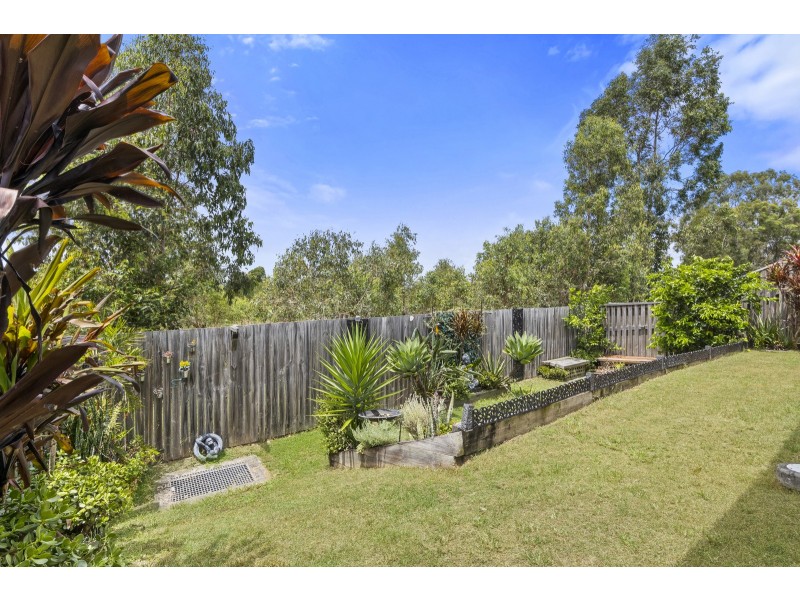 6 Molly Court, Eagleby QLD 4207