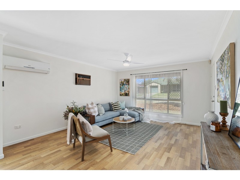 30 Dowling Crescent, Eagleby QLD 4207