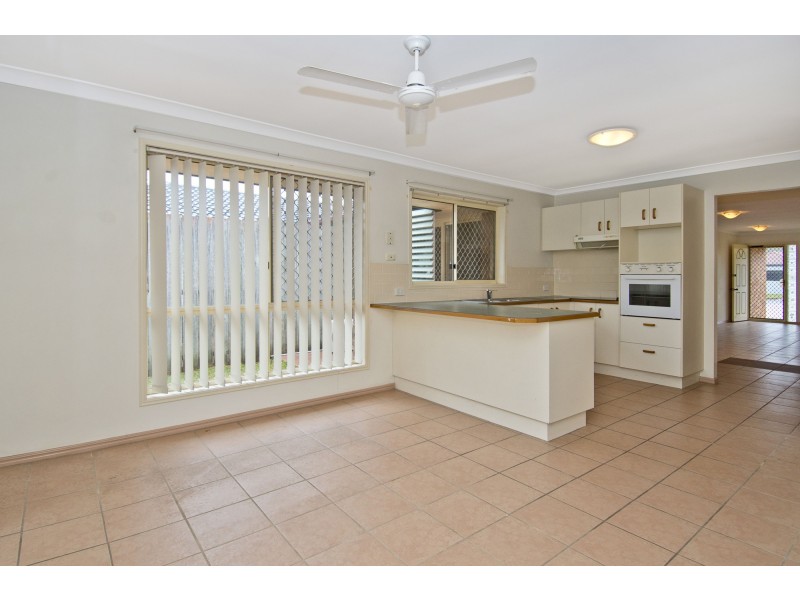 2/92 Glenvale Street, Cornubia QLD 4130