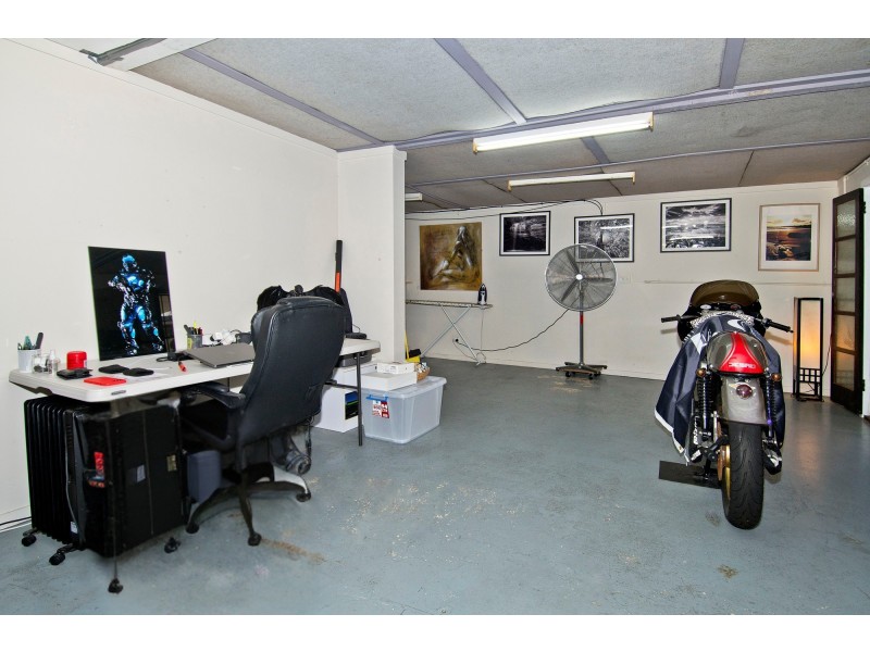 18 Charles Street, Beenleigh QLD 4207