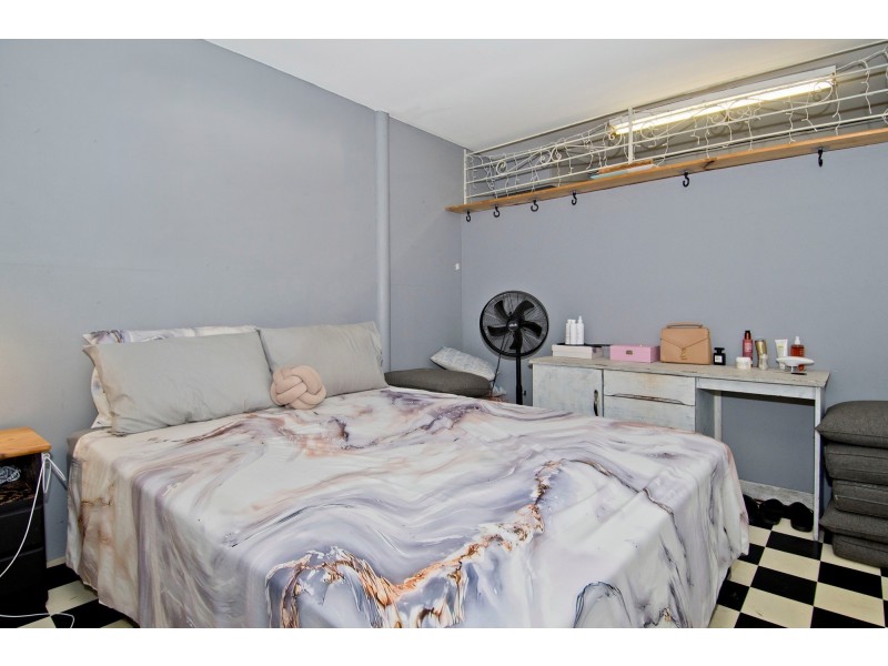 18 Charles Street, Beenleigh QLD 4207