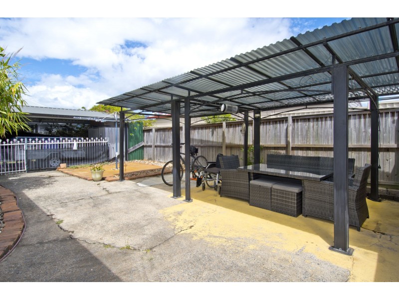 18 Charles Street, Beenleigh QLD 4207