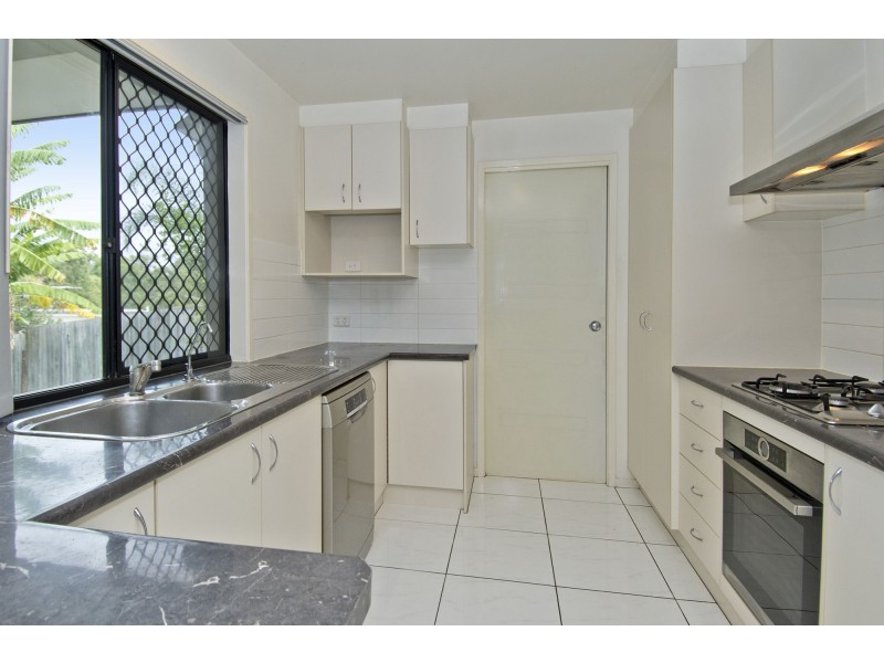 8 Gloucester Street, Waterford QLD 4133