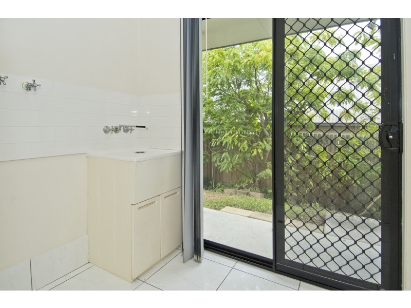 8 Gloucester Street, Waterford QLD 4133