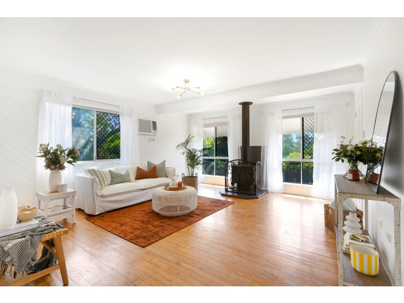 15 Glastonbury Drive, Bethania QLD 4205