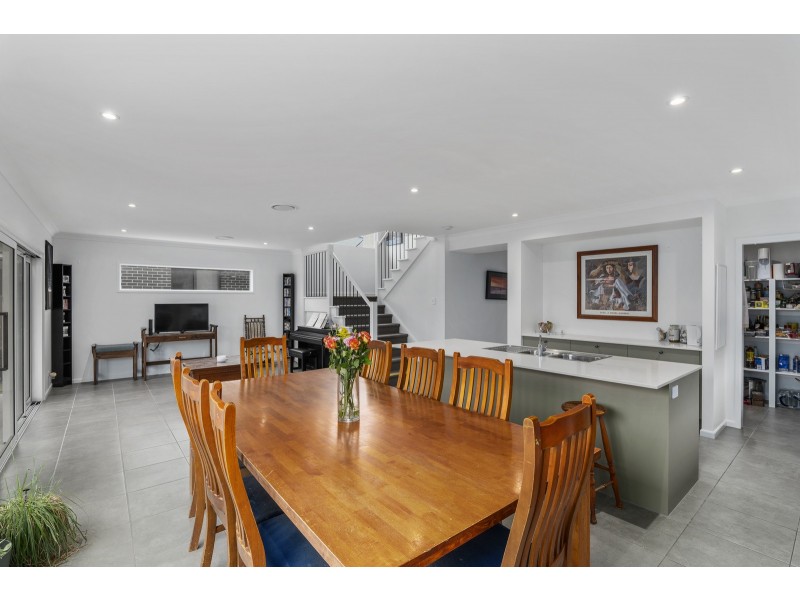 37 Riverview Road, Logan Reserve QLD 4133