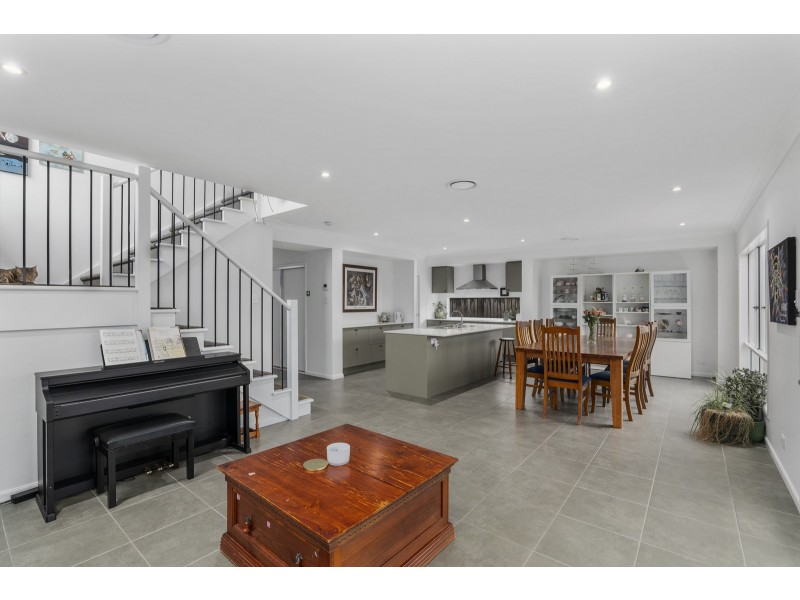 37 Riverview Road, Logan Reserve QLD 4133