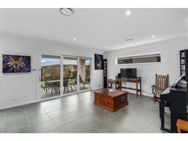 37 Riverview Road, Logan Reserve QLD 4133