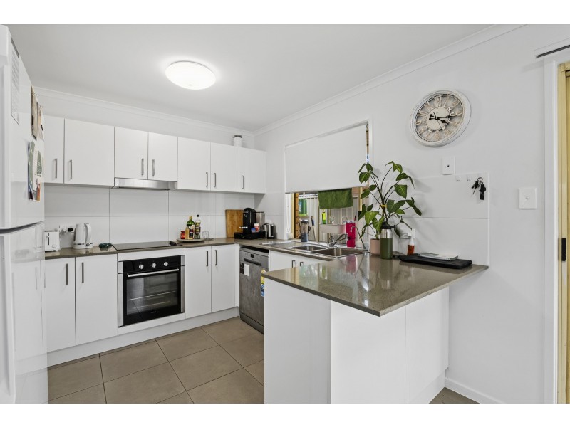 223 Herses Road, Eagleby QLD 4207
