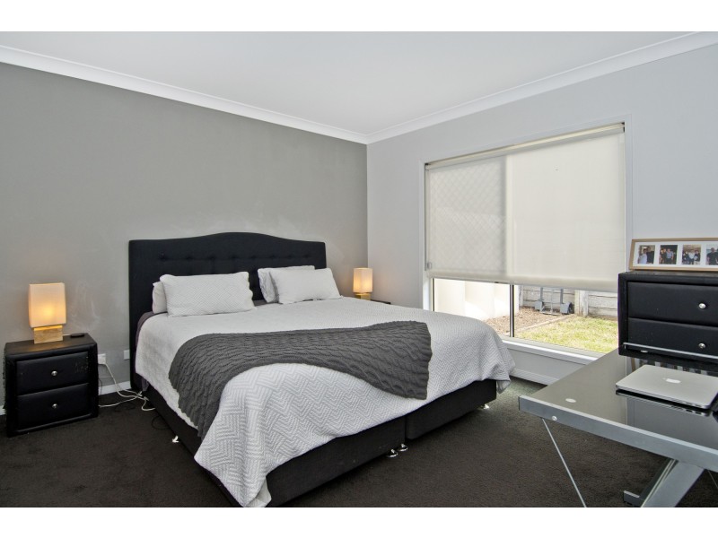 1/37-39 Solar Street, Beenleigh QLD 4207