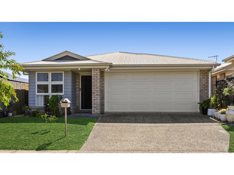 238 Killara Boulevard, Logan Reserve QLD 4133