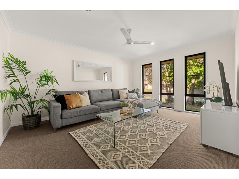 9 Tribeca Place, Eagleby QLD 4207