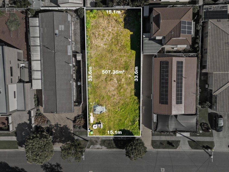 30 Victor Avenue, Paradise Point QLD 4216