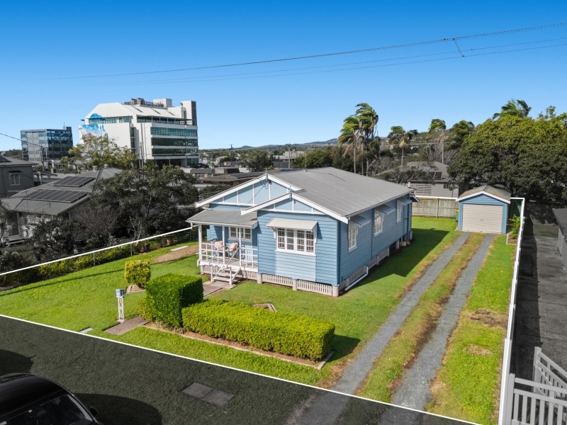 14 Charles Street, Beenleigh QLD 4207