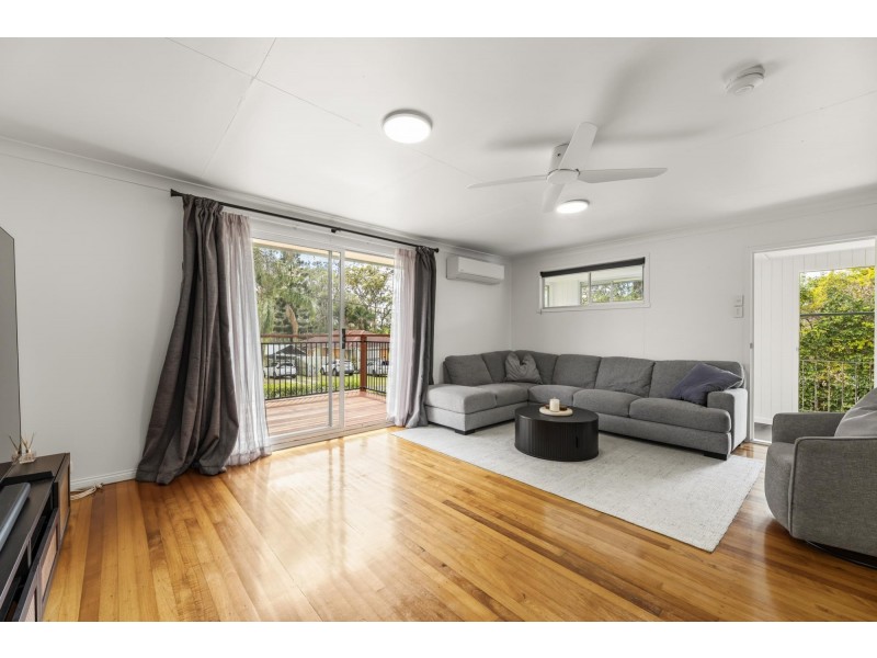 12 Tabari Place, Eagleby QLD 4207