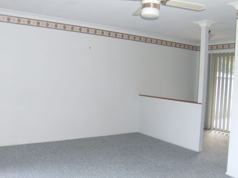 17 Jessie Crt, Edens Landing QLD 4207