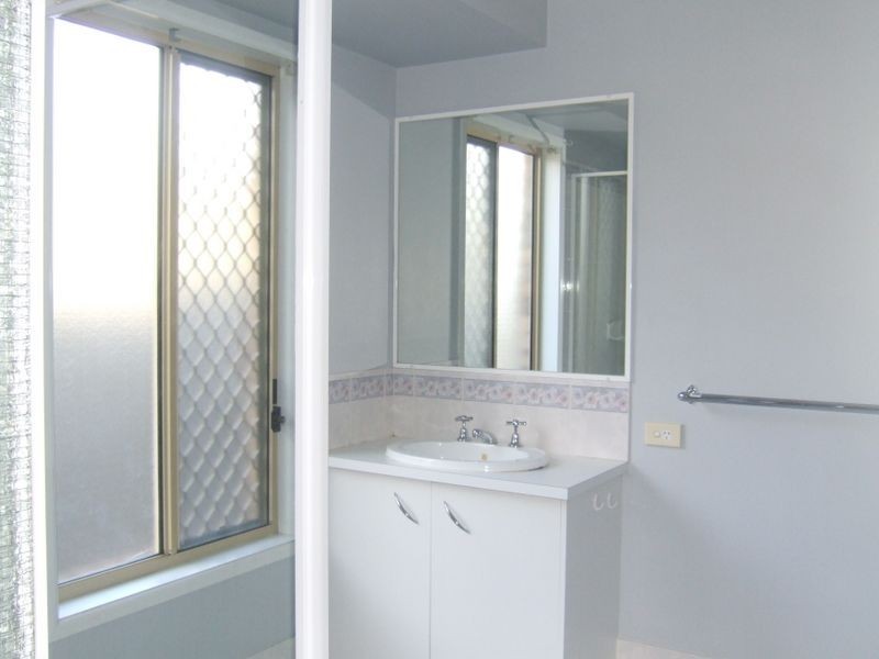 17 Jessie Crt, Edens Landing QLD 4207