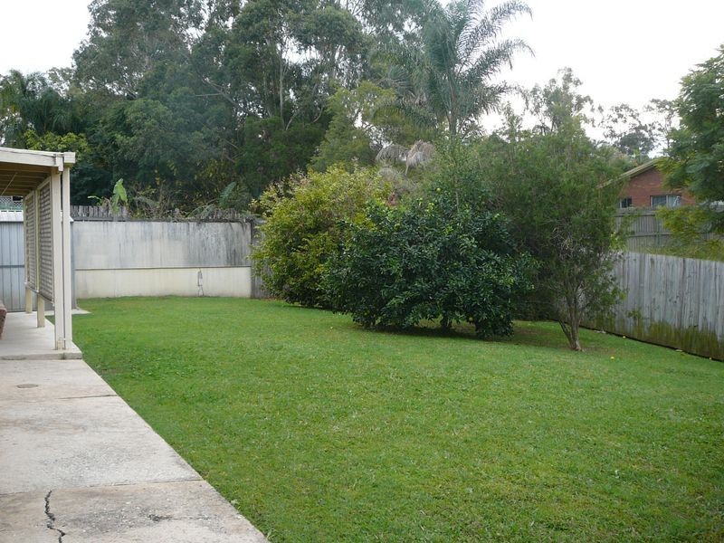 17 Jessie Crt, Edens Landing QLD 4207