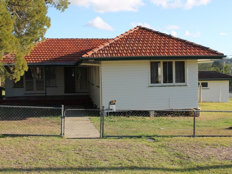 2 Charles Street, Beenleigh QLD 4207